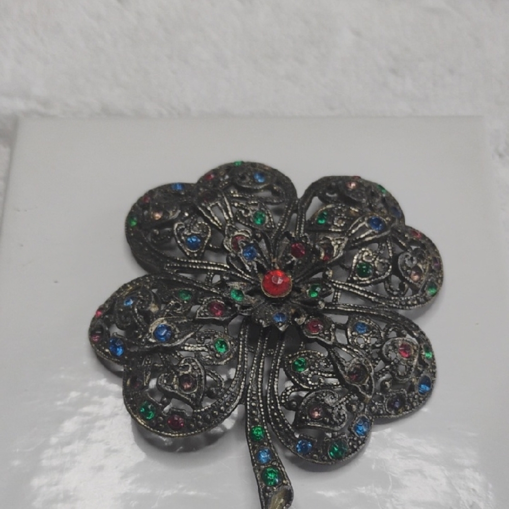 Rhinestone Four Leaf Clover Brooch Pin.  Garden Party Brand